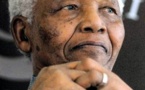 Afrique du Sud: Nelson Mandela sort de l'hôpital après sa pneumonie