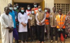 Tchad : des jeunes nettoient bénévolement l’hôpital de la paix de Farcha