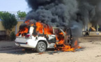 Tchad : un véhicule Toyota V8 prend feu à N’Djamena