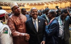 Le président nouvellement élu de la Commission de l'Union africaine, Mahmoud Ali Youssouf (au centre), à Addis-Abeba, le 15 février 2025. PHOTO : AFP