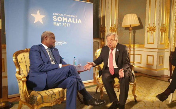 Conférence Londres : Moussa Faki rencontre 4 chefs d'Etat pour une solution à la crise en Somalie