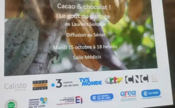 France : l’ambassadeur du Cameroun présente le cacao d’excellence de son pays au Sénat français