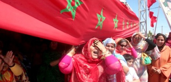 Les sahraouis marocains attendent avec impatience la venue de leur Roi dans les provinces sahariennes