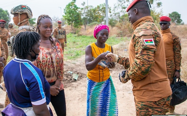 Burkina Faso : Le Capitaine Traoré célèbre les femmes et leur rôle crucial dans le développement du pays