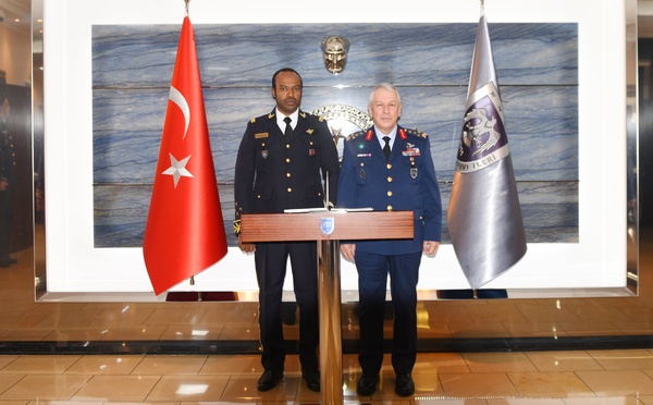 Renforcement des Relations Militaires Tchado-Turques : Visite du Commandant de l'Armée de l'Air Tchadienne en Turquie