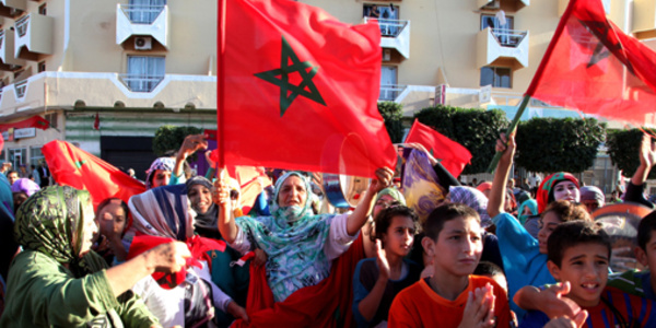 Une éclatante visite du Roi Mohammed VI dans les provinces sahariennes : détresse et désarroi d'Alger à Raboni