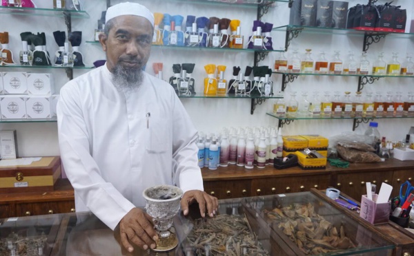 Al Jazeera tracks the scent of Oud‏