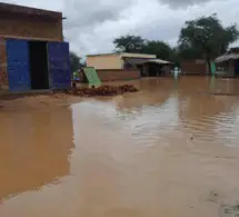 Tchad : les maisons fragiles, un risque pour les familles en situation d’inondation